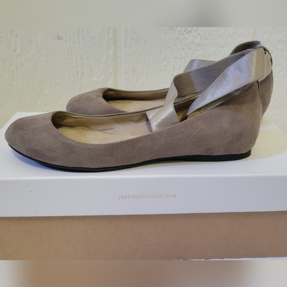Jessica Simpson Mandayss Slater Taupe Size 6
